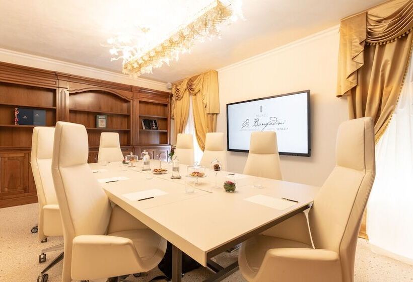 هتل Ca  Bonfadini Historic Experience