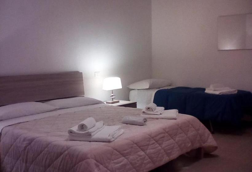 بنسيون Mar & Fantasy