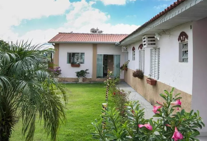 ペンション Pousada Bom Jardim