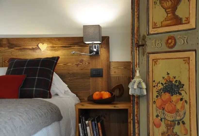 Majatalo L'abri Des Amis