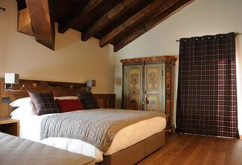 Majatalo L'abri Des Amis