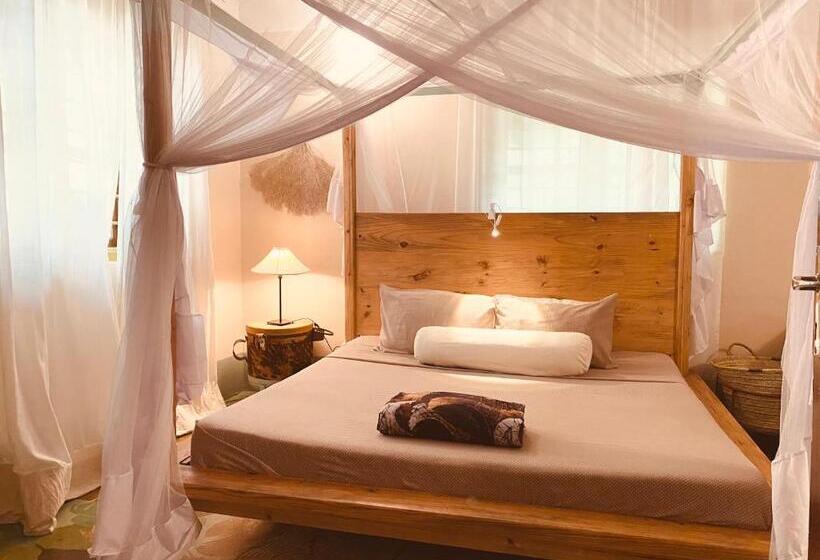 ペンション Mama Root