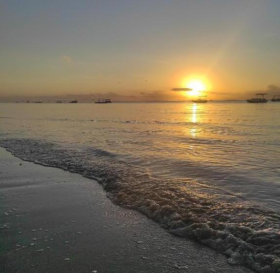 پانسیون Pousada Sunshine   Praia Do Patacho   Rota Milagres