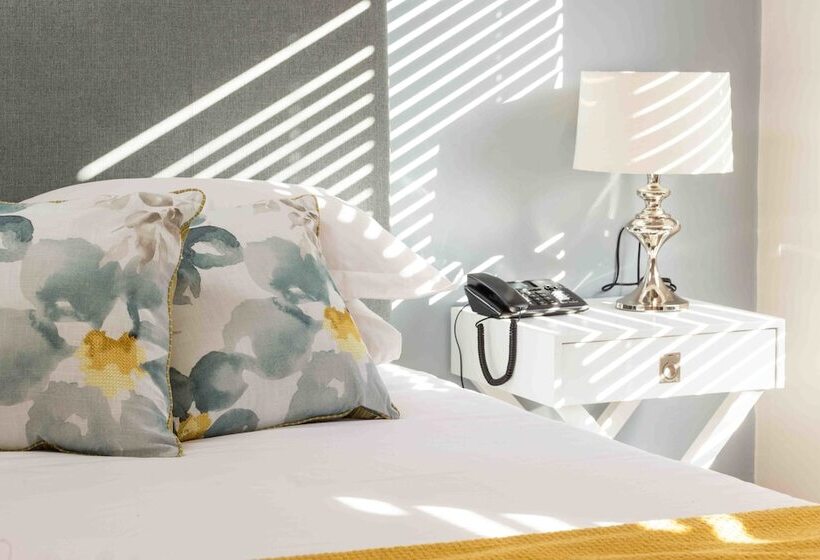 پانسیون The Studio Guest House