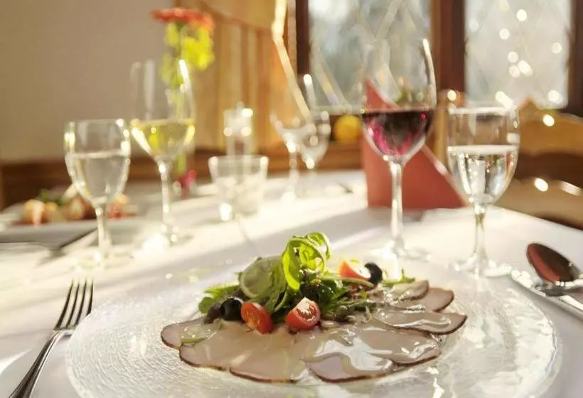 Retkeilymaja Gasthaus Weinstube Wehinger