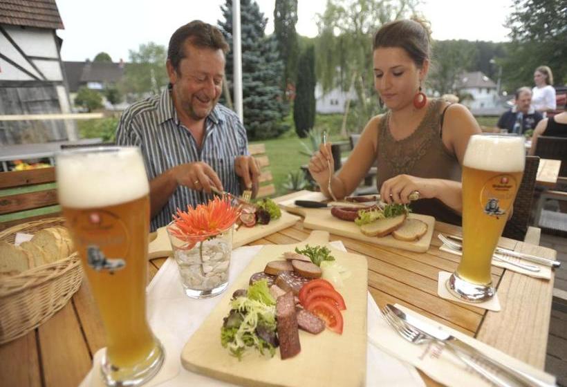 ユースホステル Gasthaus Weinstube Wehinger