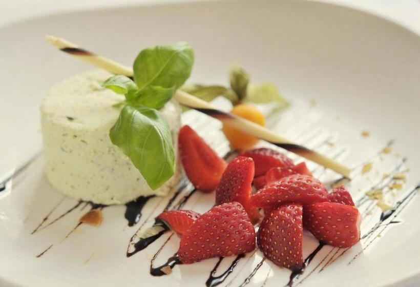 ユースホステル Gasthaus Weinstube Wehinger