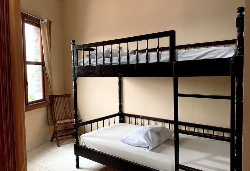 Albergue Omah Pelem Syariah