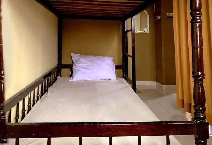 Retkeilymaja Omah Pelem Syariah