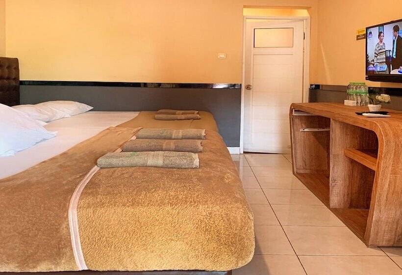 Albergue Omah Pelem Syariah