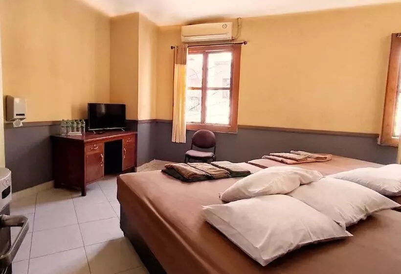 Retkeilymaja Omah Pelem Syariah