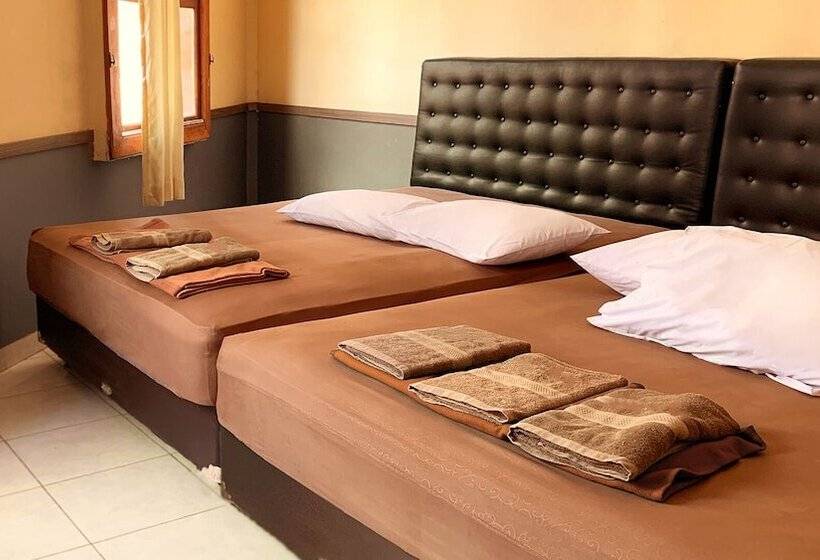 Albergue Omah Pelem Syariah