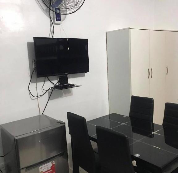 Hostel Rv3 Transient House