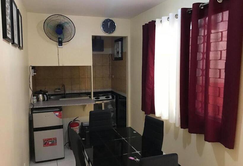 Hostel Rv3 Transient House