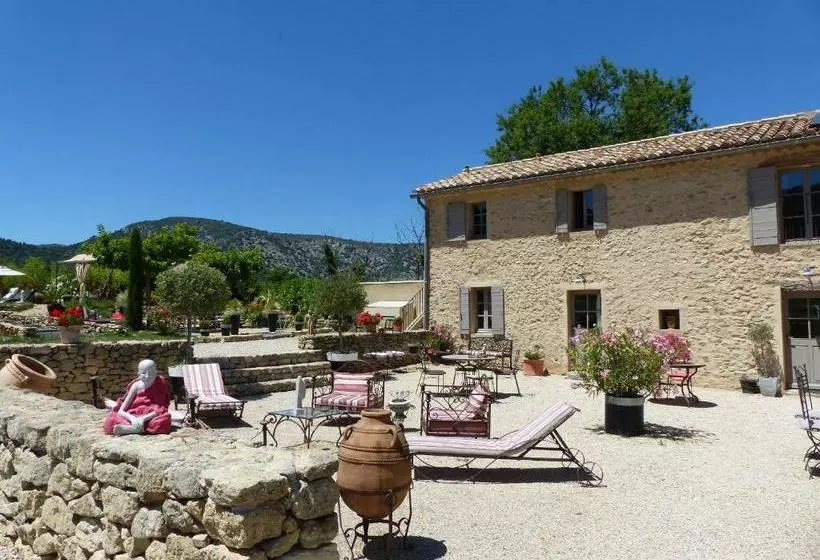Aamiaismajoitus (B&B) Mas De Longuefeuille