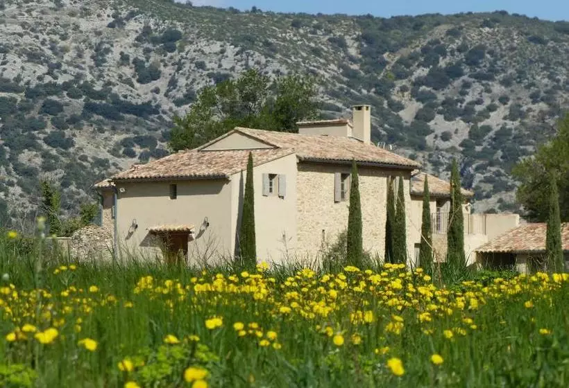 Aamiaismajoitus (B&B) Mas De Longuefeuille