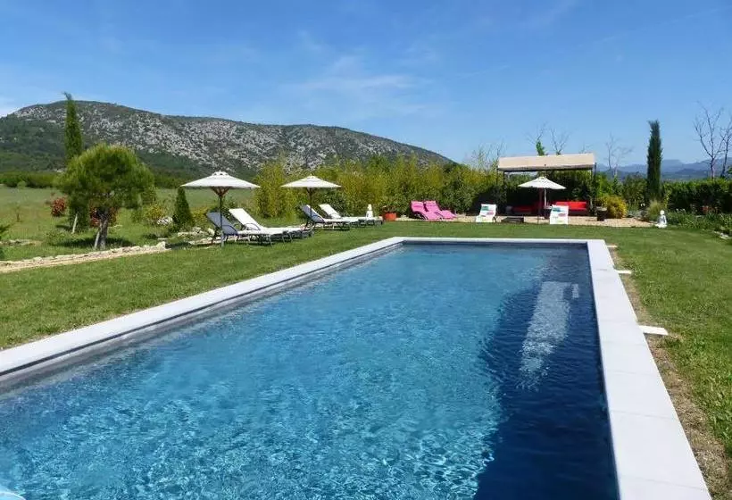 Aamiaismajoitus (B&B) Mas De Longuefeuille