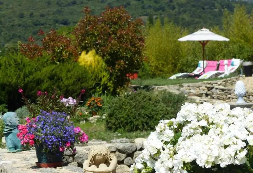 Aamiaismajoitus (B&B) Mas De Longuefeuille