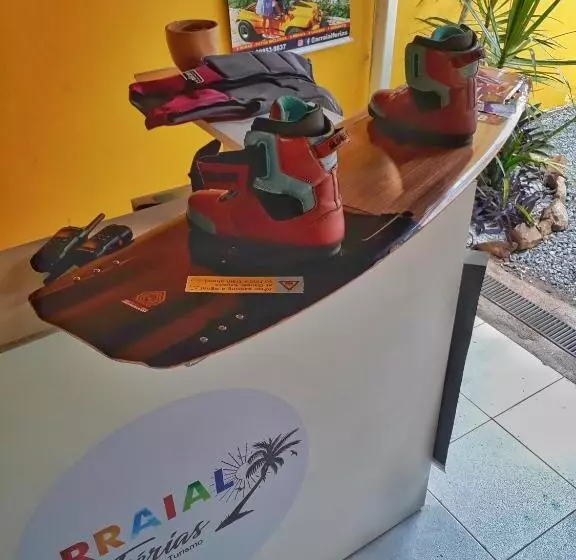 ペンション Arraialferias Suites