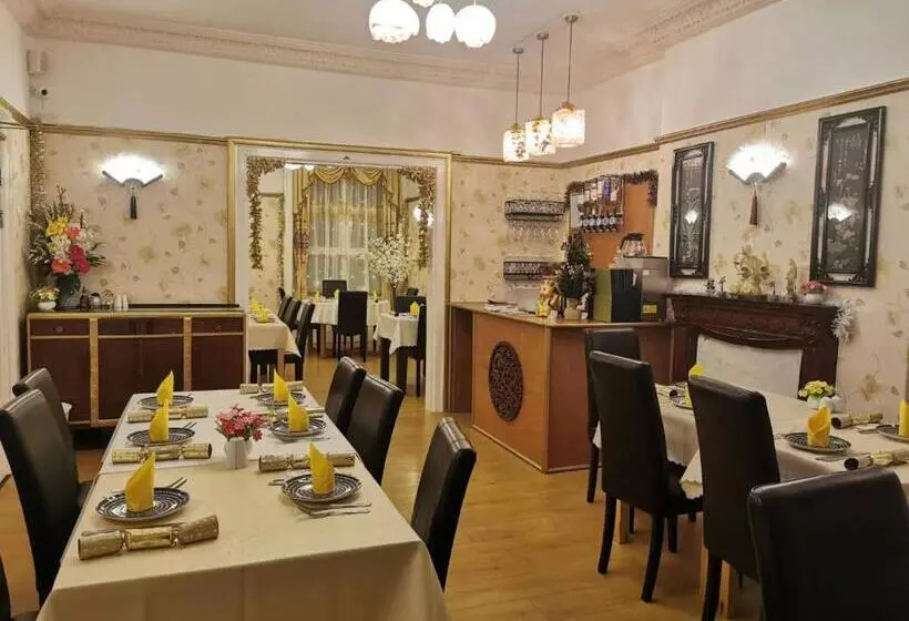 Majatalo Athol Park Guest House