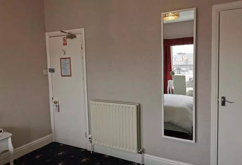 Majatalo Athol Park Guest House