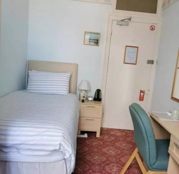 Majatalo Athol Park Guest House