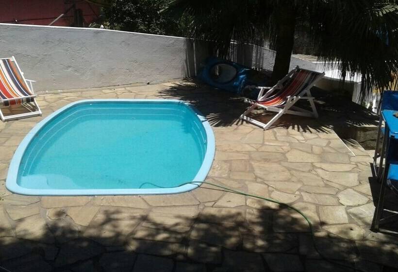 펜션 Casa Das árvores Guest House