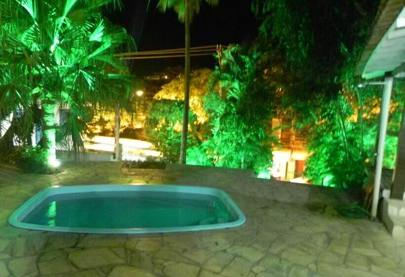 펜션 Casa Das árvores Guest House