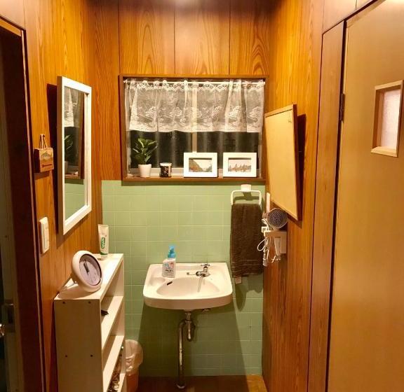 פנסיון Guest House Boku Hostel