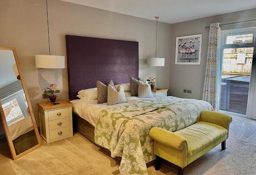 리조트 Grange Farm Park