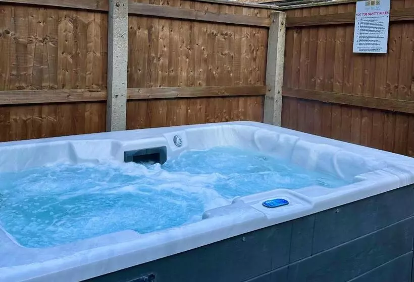 Lomakeskus Grange Farm Park