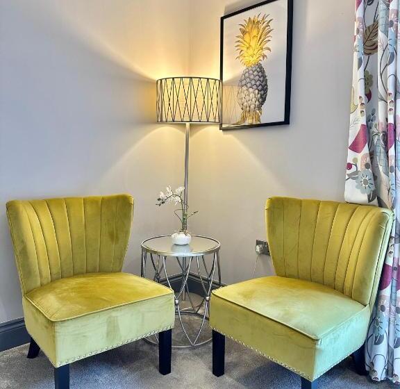 리조트 Grange Farm Park