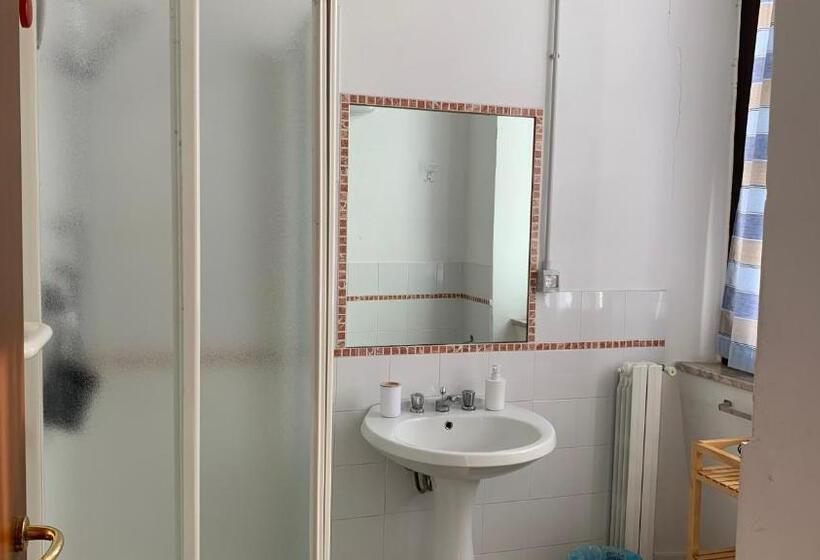 هاستل Casa Di Chiara