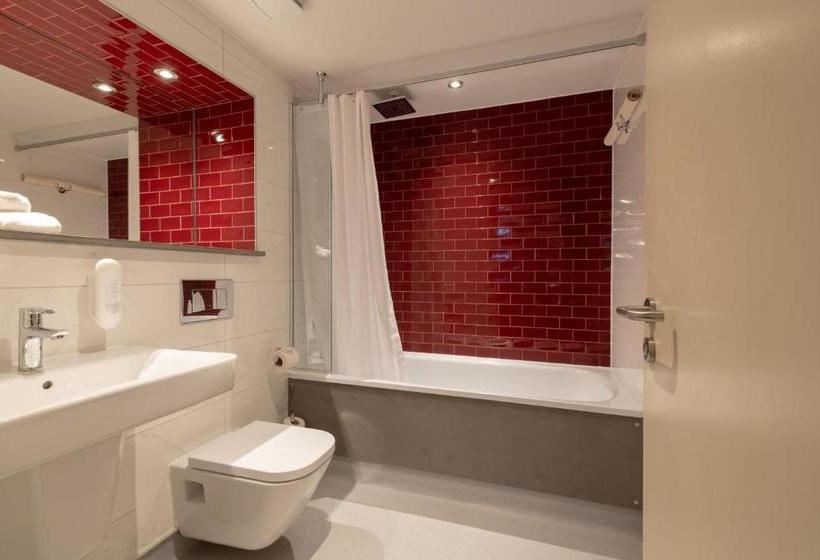 فندق Thomas Ingoldsby Wetherspoon