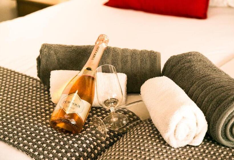 פנסיון Maroela Gardens Guesthouse