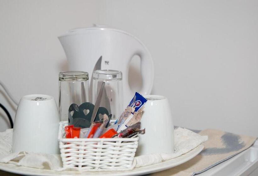 פנסיון Maroela Gardens Guesthouse