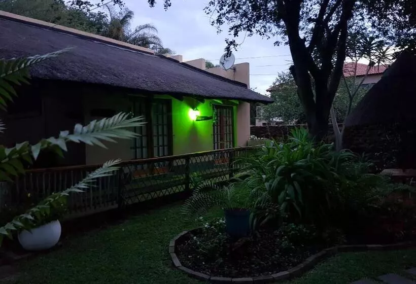 ペンション Maroela Gardens Guesthouse