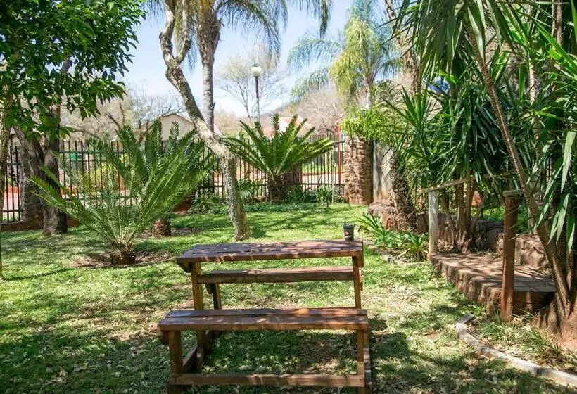 ペンション Maroela Gardens Guesthouse