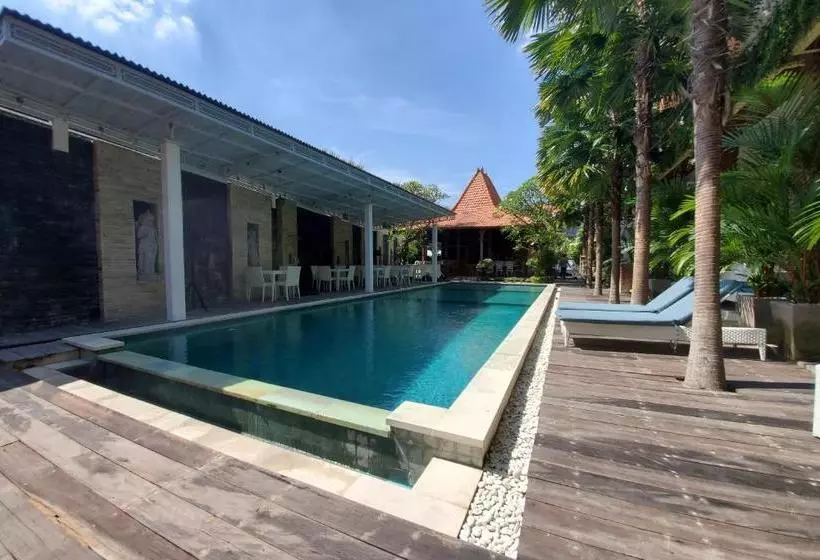 ペンション North Wing Canggu Resort
