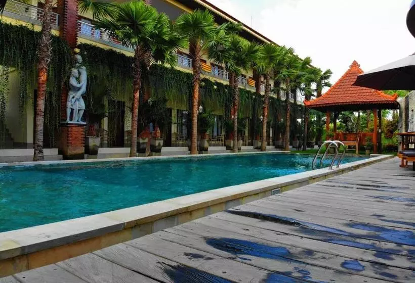 ペンション North Wing Canggu Resort