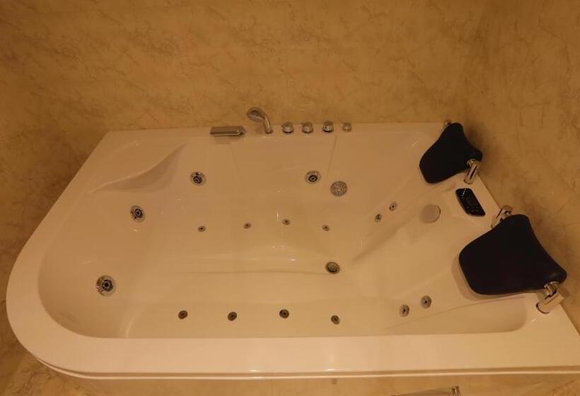 ستاى ان السلامه غرف واجنحه فندقيه Stay Inn Suites