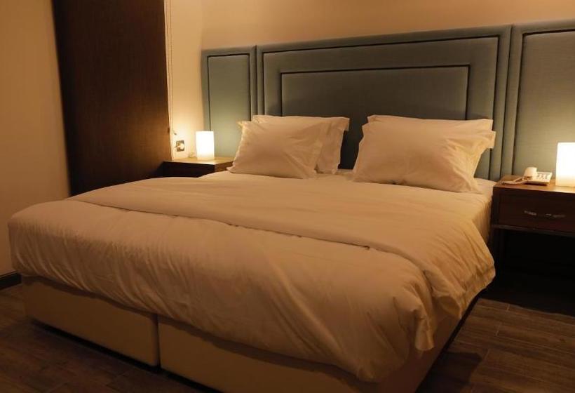 ستاى ان السلامه غرف واجنحه فندقيه Stay Inn Suites