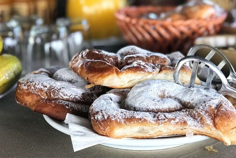 هتل Agroturismo Es Gallicant