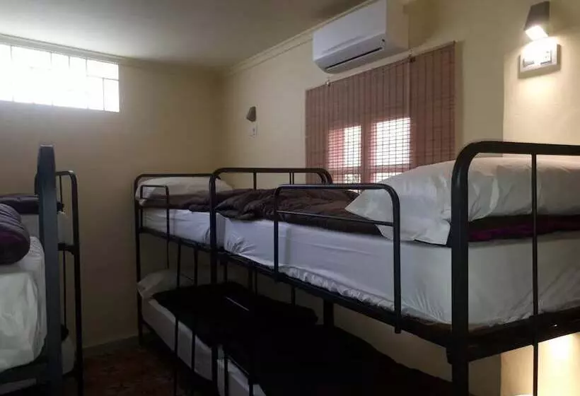 Retkeilymaja Casa Antiquary