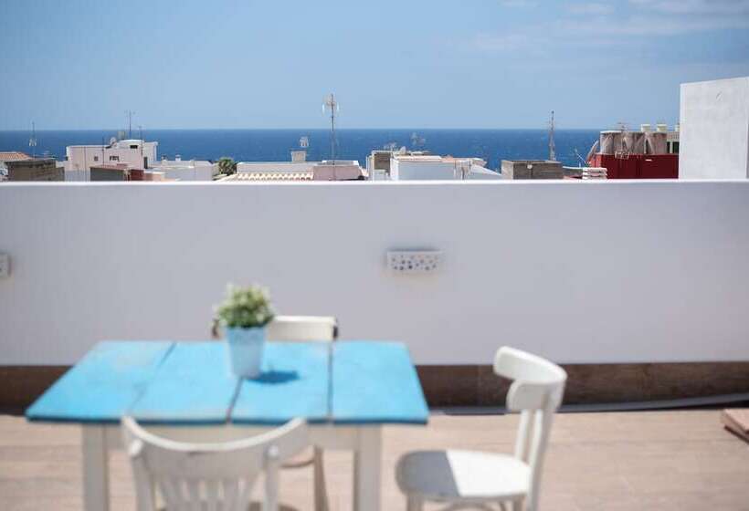 هاستل Riva Guest House Los Abrigos