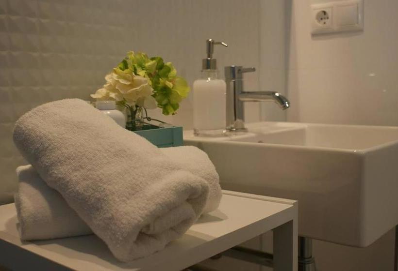 Apartamentos La Estación M&s