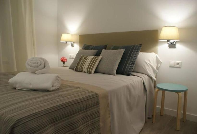 Apartamentos La Estación M&s