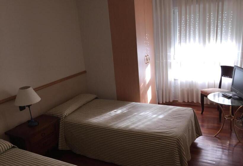 Отель Los Angeles