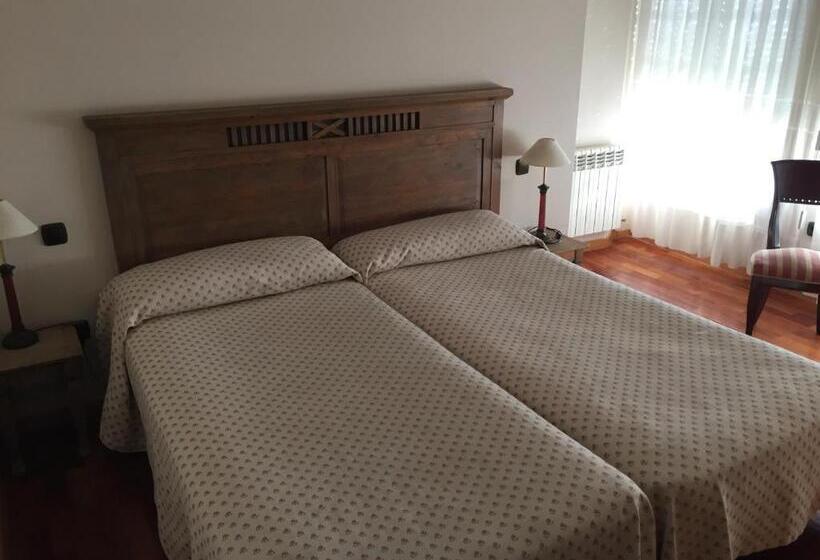 Отель Los Angeles