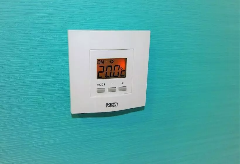 ペンション Four Rooms